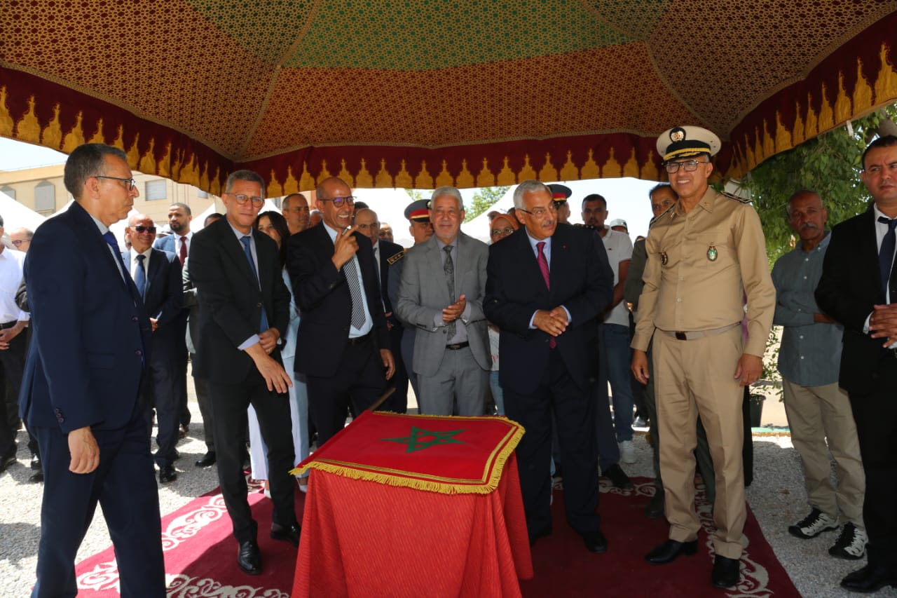 عمالة مكناس .. تدشين مشاريع تنموية بمناسبة تخليد الذكرى الـ26 عيد العرش المجيد عمالة مكناس .. تدشين مشاريع تنموية بمناسبة تخليد الذكرى الـ26 عيد العرش المجيد