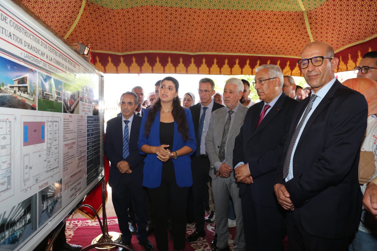 عمالة مكناس .. تدشين مشاريع تنموية بمناسبة تخليد الذكرى الـ26 عيد العرش المجيد عمالة مكناس .. تدشين مشاريع تنموية بمناسبة تخليد الذكرى الـ26 عيد العرش المجيد