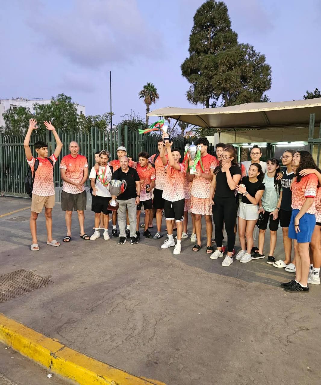 سباحو جمعية النادي الرياضي المكناسي يحصدون المجد بثلاث كؤوس في بطولة المغرب بالدار البيضاء سباحو جمعية النادي الرياضي المكناسي يحصدون المجد بثلاث كؤوس في بطولة المغرب بالدار البيضاء