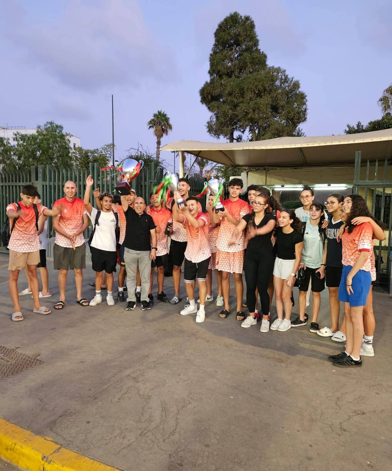 سباحو جمعية النادي الرياضي المكناسي يحصدون المجد بثلاث كؤوس في بطولة المغرب بالدار البيضاء سباحو جمعية النادي الرياضي المكناسي يحصدون المجد بثلاث كؤوس في بطولة المغرب بالدار البيضاء