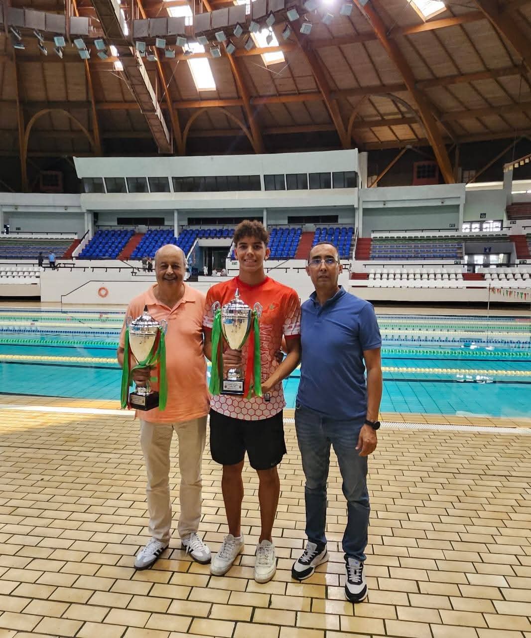 سباحو جمعية النادي الرياضي المكناسي يحصدون المجد بثلاث كؤوس في بطولة المغرب بالدار البيضاء سباحو جمعية النادي الرياضي المكناسي يحصدون المجد بثلاث كؤوس في بطولة المغرب بالدار البيضاء