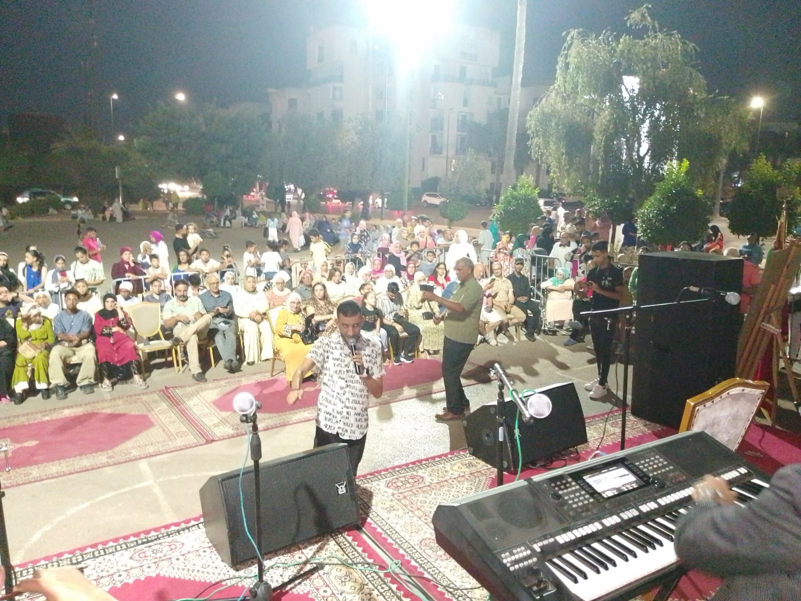 فيدرالية التضامن الجمعوي والتنموي بمكناس تنظم أمسية فنية بمناسبة عيد العرش المجيد وعيد الشباب فيدرالية التضامن الجمعوي والتنموي بمكناس تنظم أمسية فنية بمناسبة عيد العرش المجيد وعيد الشباب