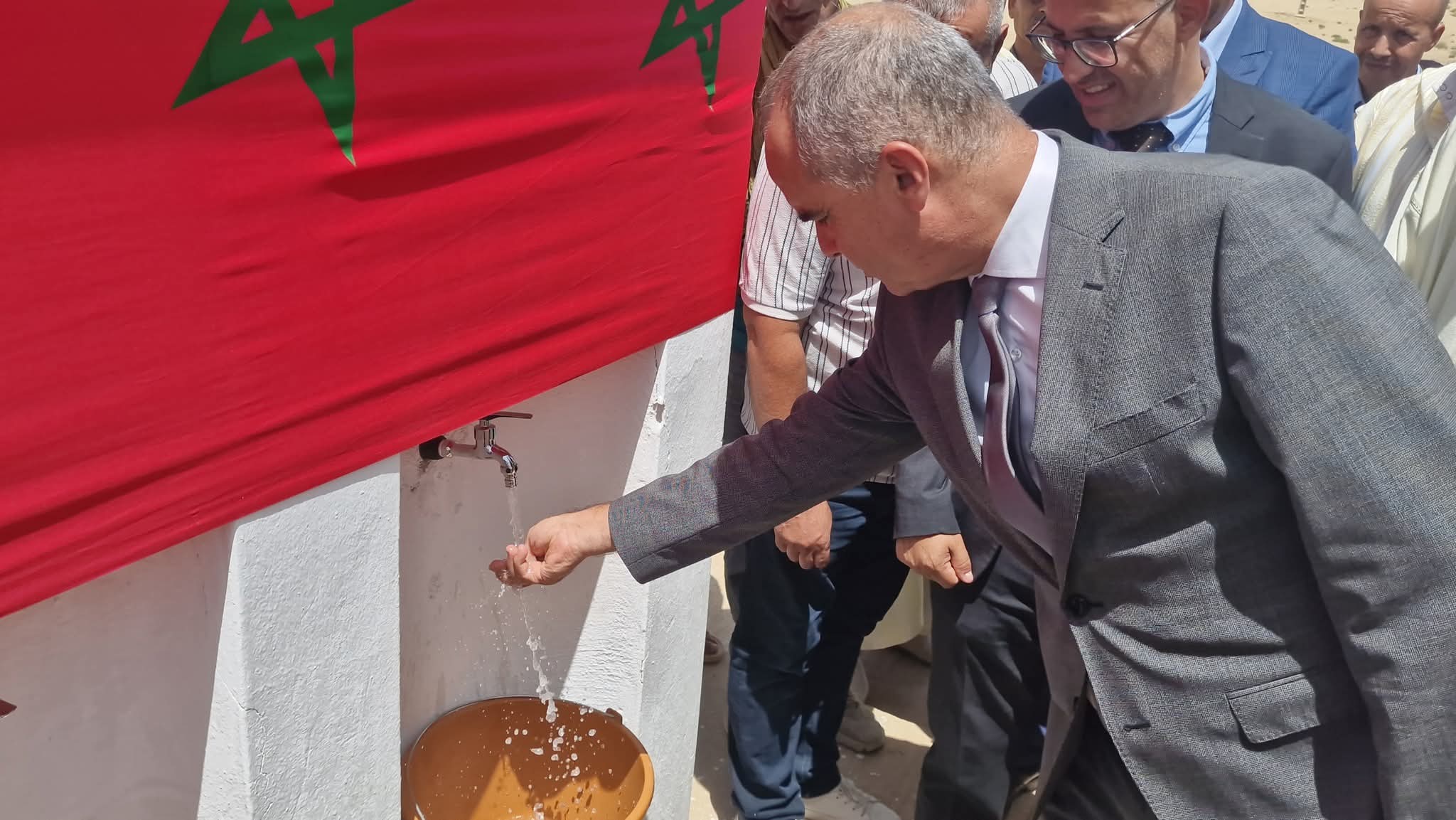 في إطار التدشينات التي قام بها السيد عامل إقليم جرسيف بجماعة مزكيتام، تم إعطاء الانطلاقة الفعلية لتزويد مجموعة من الدواوير بالماء الشروب في إطار التدشينات التي قام بها السيد عامل إقليم جرسيف بجماعة مزكيتام، تم إعطاء الانطلاقة الفعلية لتزويد مجموعة من الدواوير بالماء الشروب