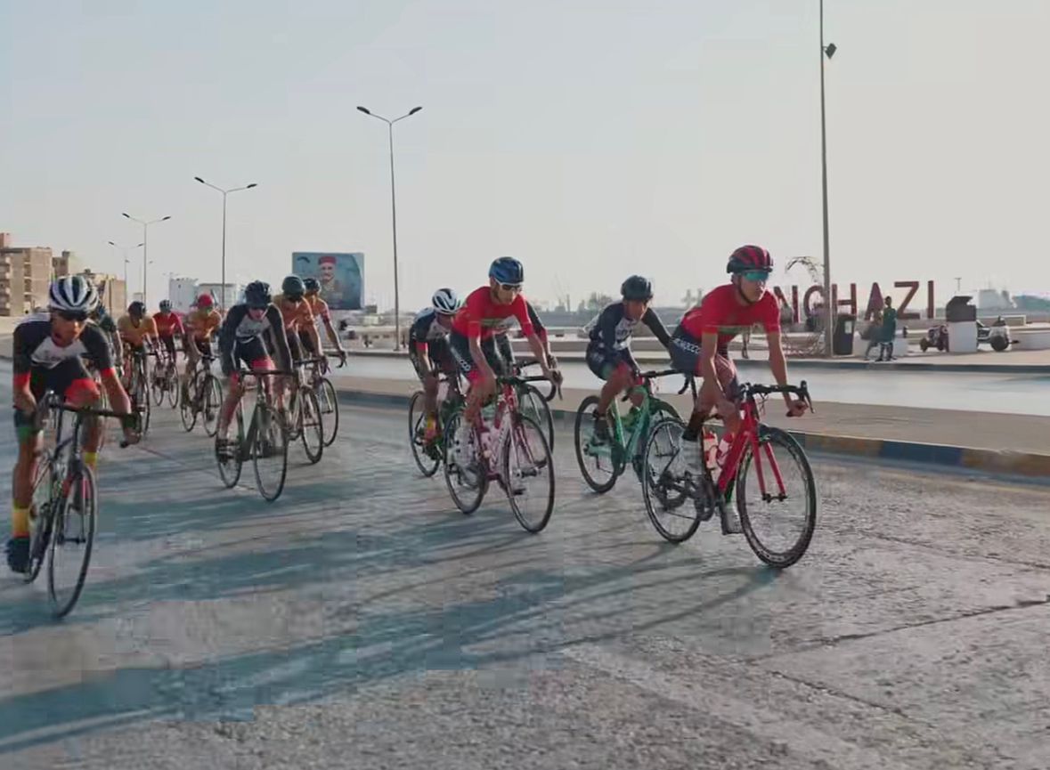 فتيان الدراجة المغربية يعودون بفضية من ليبيا. فتيان الدراجة المغربية يعودون بفضية من ليبيا.