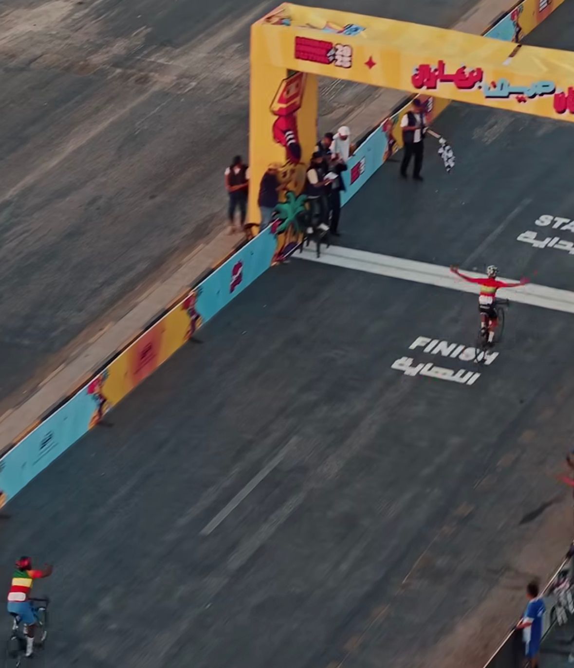 فتيان الدراجة المغربية يعودون بفضية من ليبيا. فتيان الدراجة المغربية يعودون بفضية من ليبيا.