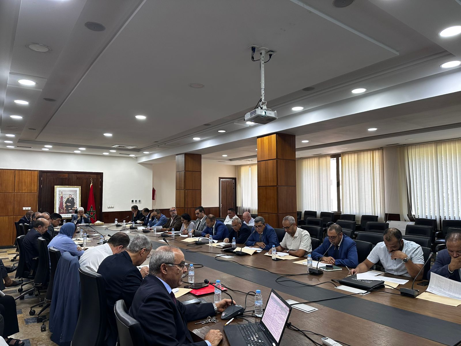 السيد الكاتب العام لعمالة مكناس يتراس اللجنة الإقليمية للتنمية البشرية اجتماعها الرابع برسم سنة 2025 السيد الكاتب العام لعمالة مكناس يتراس اللجنة الإقليمية للتنمية البشرية اجتماعها الرابع برسم سنة 2025