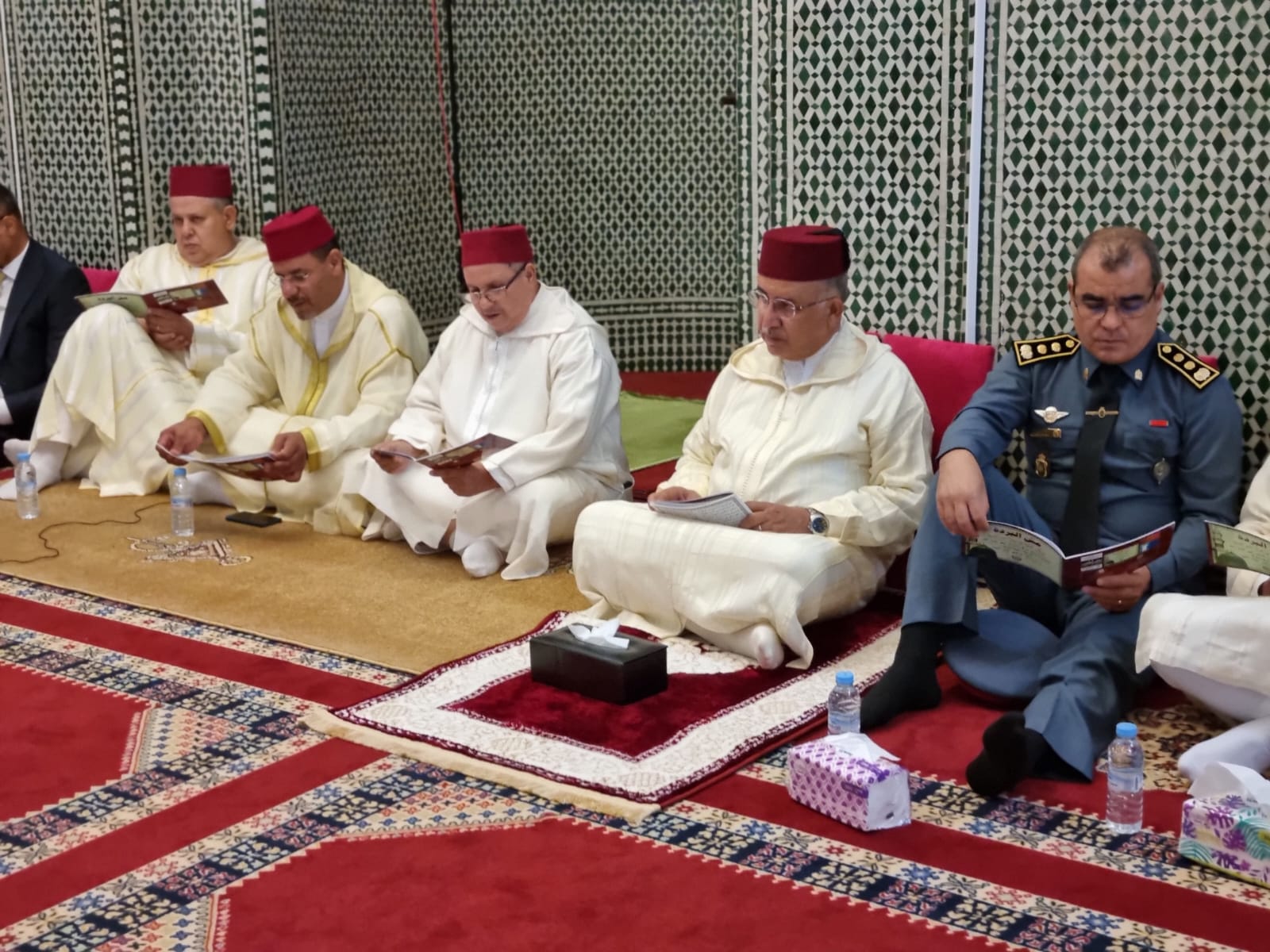 عامل إقليم الخميسات يترأس حفلا دينيا إحياء لليلة المولد النبوي الشريف عامل إقليم الخميسات يترأس حفلا دينيا إحياء لليلة المولد النبوي الشريف