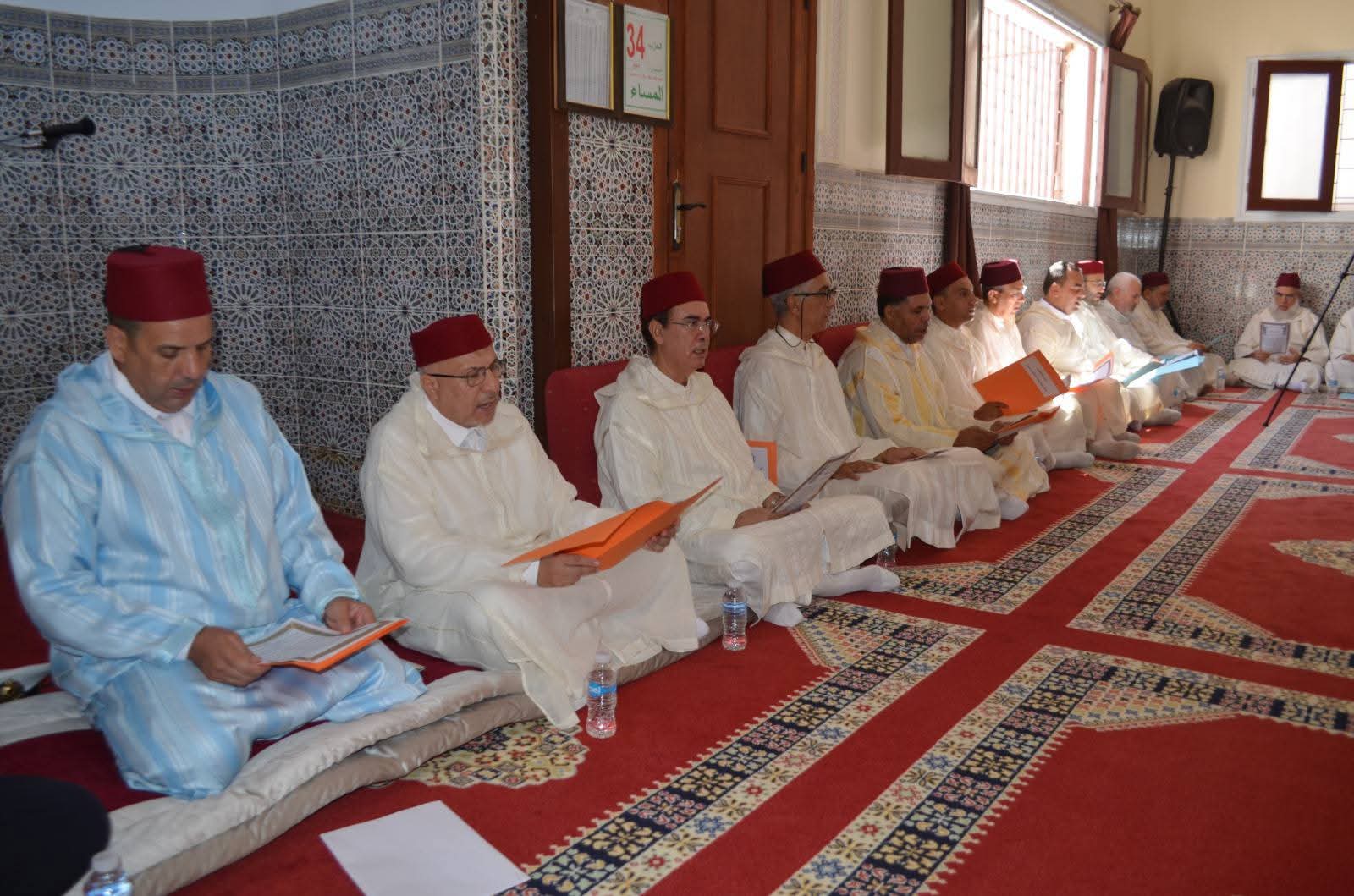 الحسيمة.. هبة ملكية للزاوية العلاوية في ذكرى رحيل الملك الحسن الثاني الحسيمة.. هبة ملكية للزاوية العلاوية في ذكرى رحيل الملك الحسن الثاني