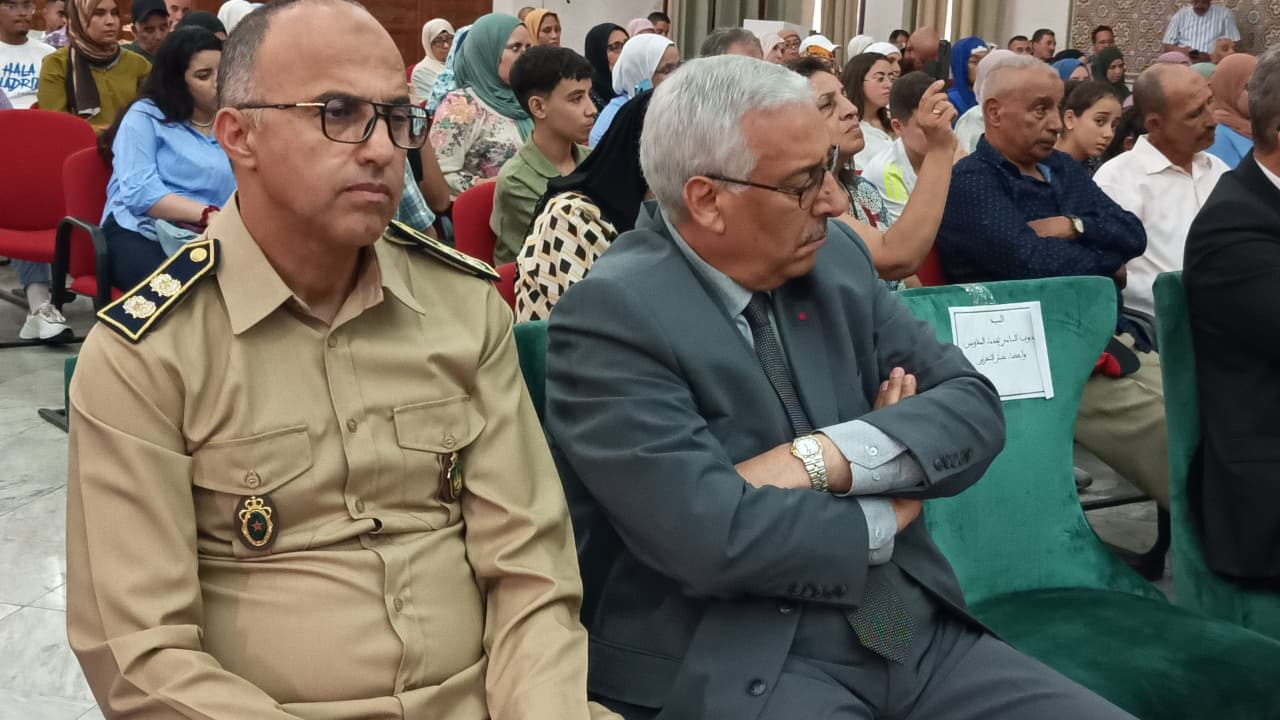 مكناس تحتفي بذكرى معركة وادي بوفكران وتكرم ثمانية من قدماء المقاومين مكناس تحتفي بذكرى معركة وادي بوفكران وتكرم ثمانية من قدماء المقاومين