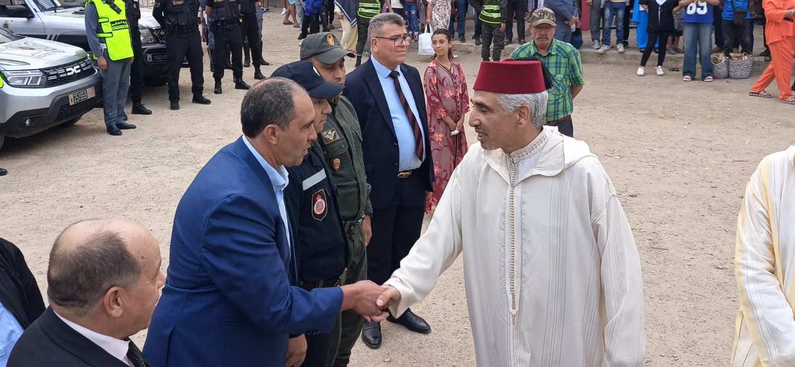 الكاتب العام لعمالة مكناس يترأس حفلا دينيا بمناسبة إنطلاق فعاليات موسم الولي الصالح سيدي علي بن حمدوش الكاتب العام لعمالة مكناس يترأس حفلا دينيا بمناسبة إنطلاق فعاليات موسم الولي الصالح سيدي علي بن حمدوش