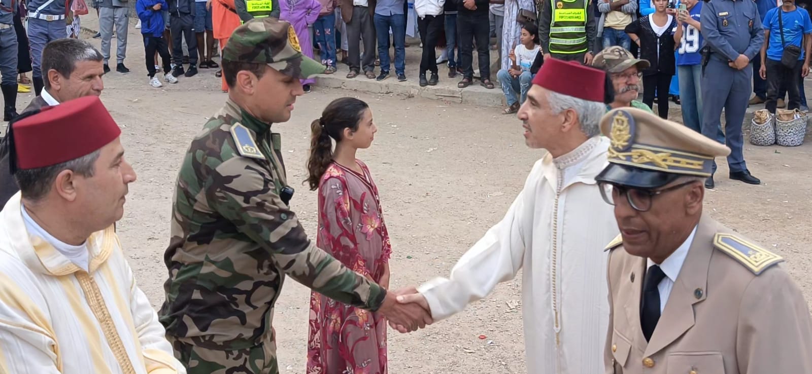 الكاتب العام لعمالة مكناس يترأس حفلا دينيا بمناسبة إنطلاق فعاليات موسم الولي الصالح سيدي علي بن حمدوش الكاتب العام لعمالة مكناس يترأس حفلا دينيا بمناسبة إنطلاق فعاليات موسم الولي الصالح سيدي علي بن حمدوش