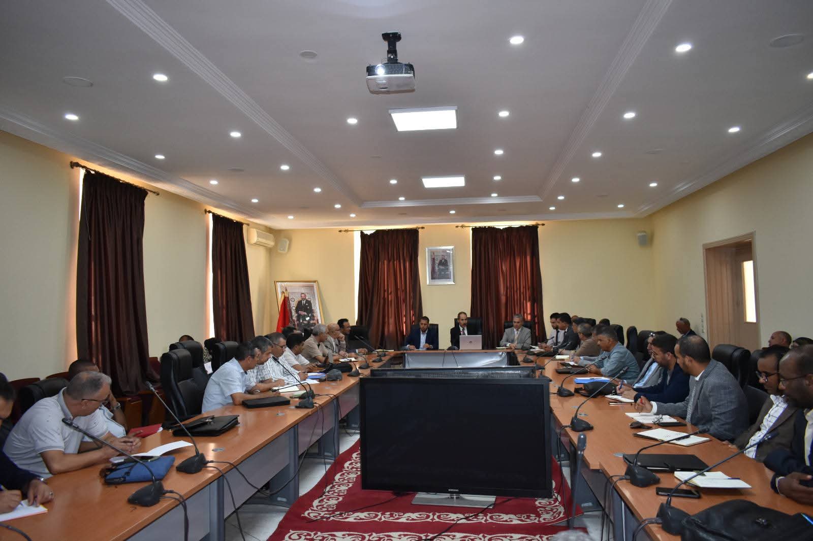 مديرية مكناس: تنظيم لقاء تواصلي تنسيقي مع أطر هيئة التفتيش  والتوجيه حول الدخول المدرسي 2025/2026.