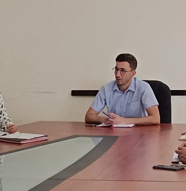 أربع نقابات تعليمية بالحسيمة تعلن وقفة إنذارية احتجاجًا على “التدبير العشوائي” للمديرية الإقليمية