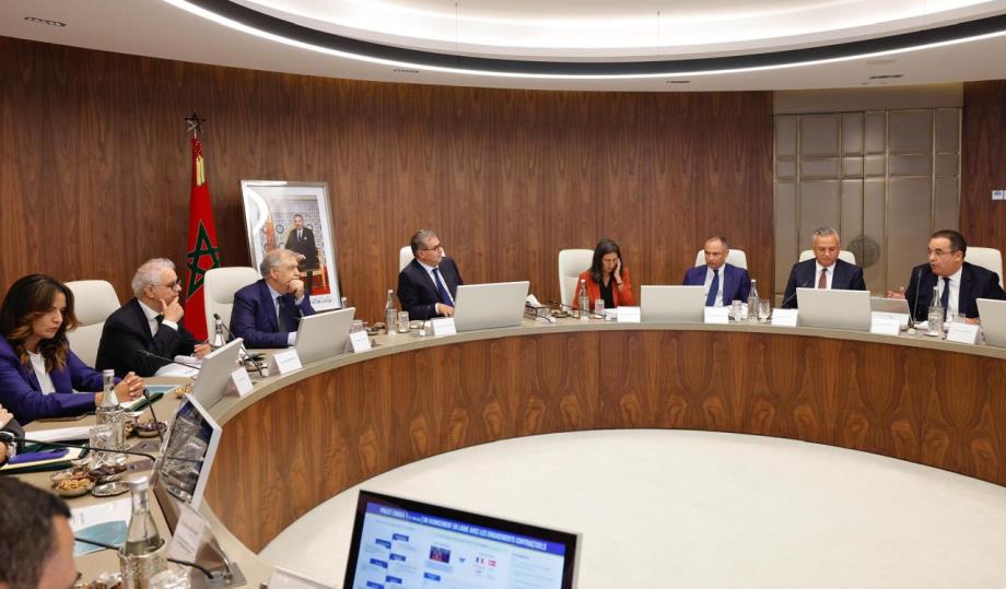 لجنة القيادة المكلفة بـ “عرض المغرب” في قطاع الهيدروجين الأخضر تصادق على مجموعة من التدابير وتقف على استكمال المرحلة التمهيدية لمشروع “شبيكة 1” لجنة القيادة المكلفة بـ “عرض المغرب” في قطاع الهيدروجين الأخضر تصادق على مجموعة من التدابير وتقف على استكمال المرحلة التمهيدية لمشروع “شبيكة 1”