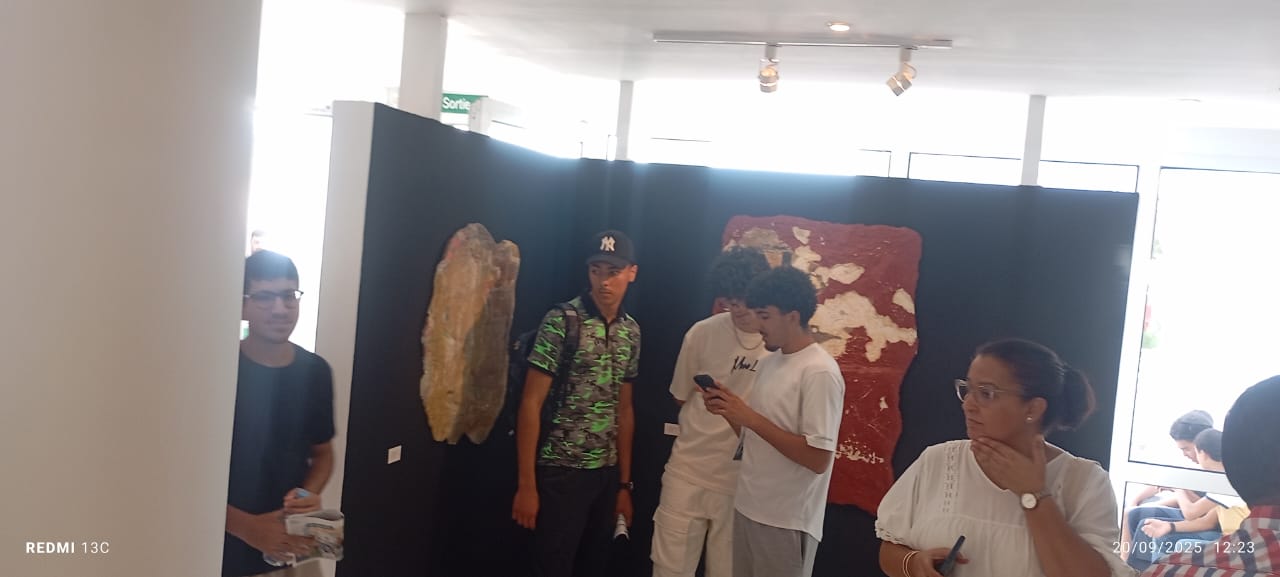 افتتاح المكتبة الوسائطية للمعهد الفرنسي بمكناس محطة جديدة في تعزيز الصداقة المغربية-الفرنسية افتتاح المكتبة الوسائطية للمعهد الفرنسي بمكناس محطة جديدة في تعزيز الصداقة المغربية-الفرنسية