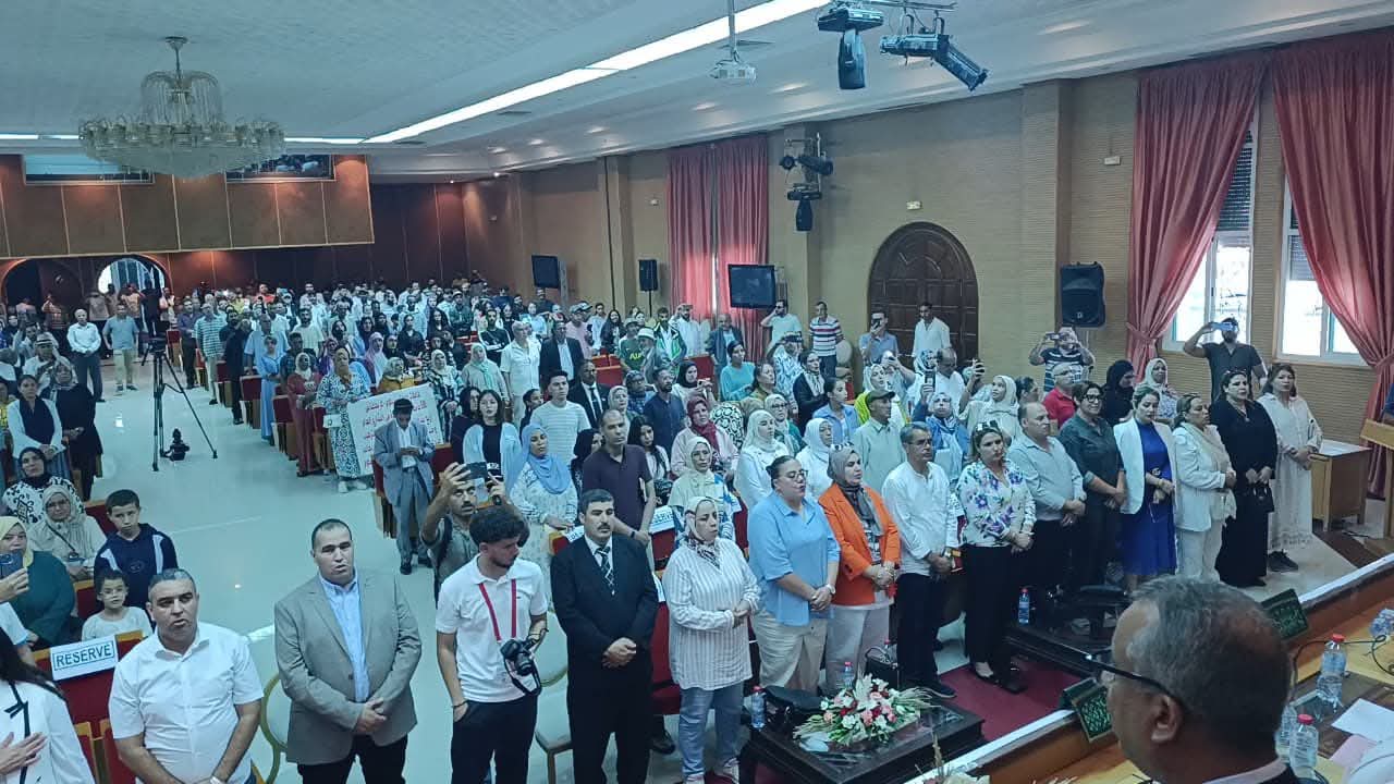 الأمانة الإقليمية لحزب جبهة القوى الديمقراطية بمكناس تنظم لقاء تواصليا بالقاعة الكبرى بمركب الأوقاف والشؤون الإسلامية الأمانة الإقليمية لحزب جبهة القوى الديمقراطية بمكناس تنظم لقاء تواصليا بالقاعة الكبرى بمركب الأوقاف والشؤون الإسلامية