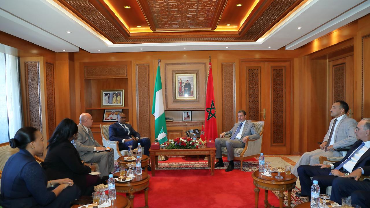 السيد الرئيس المنتدب للمجلس الأعلى للسلطة القضائية يجري مباحثات مع وفد قضائي من جمهورية نيجيريا السيد الرئيس المنتدب للمجلس الأعلى للسلطة القضائية يجري مباحثات مع وفد قضائي من جمهورية نيجيريا