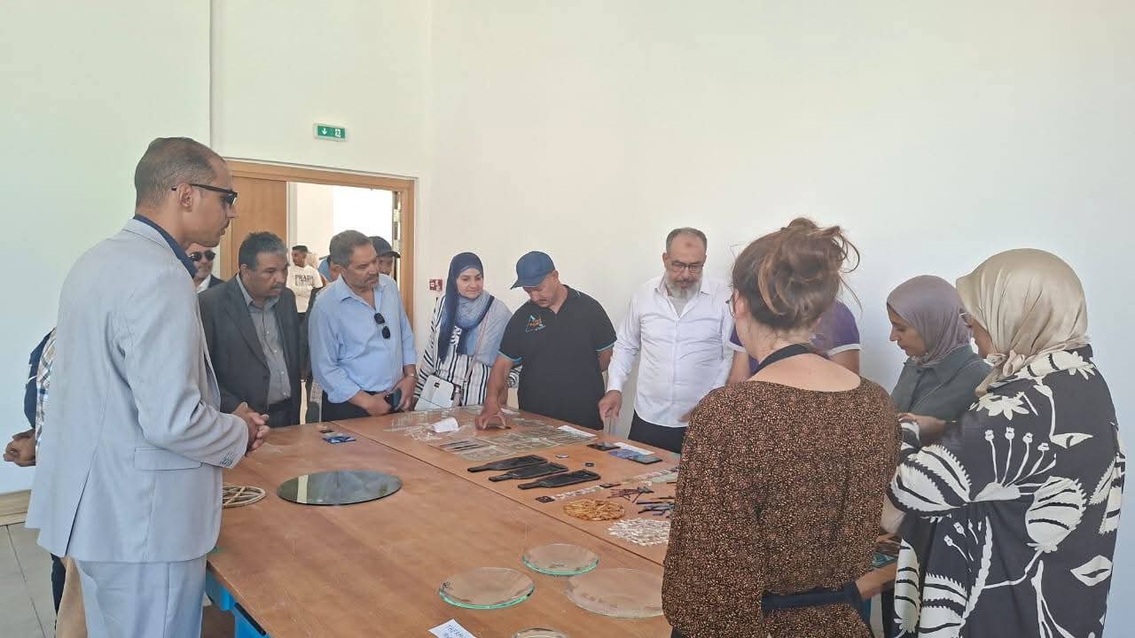 فعاليات يوم الأبواب المفتوحة المنظمة من طرف المديرية الجهوية للصناعة التقليدية و الاقتصاد الاجتماعي و التضامني بجهة فاس مكناس فعاليات يوم الأبواب المفتوحة المنظمة من طرف المديرية الجهوية للصناعة التقليدية و الاقتصاد الاجتماعي و التضامني بجهة فاس مكناس