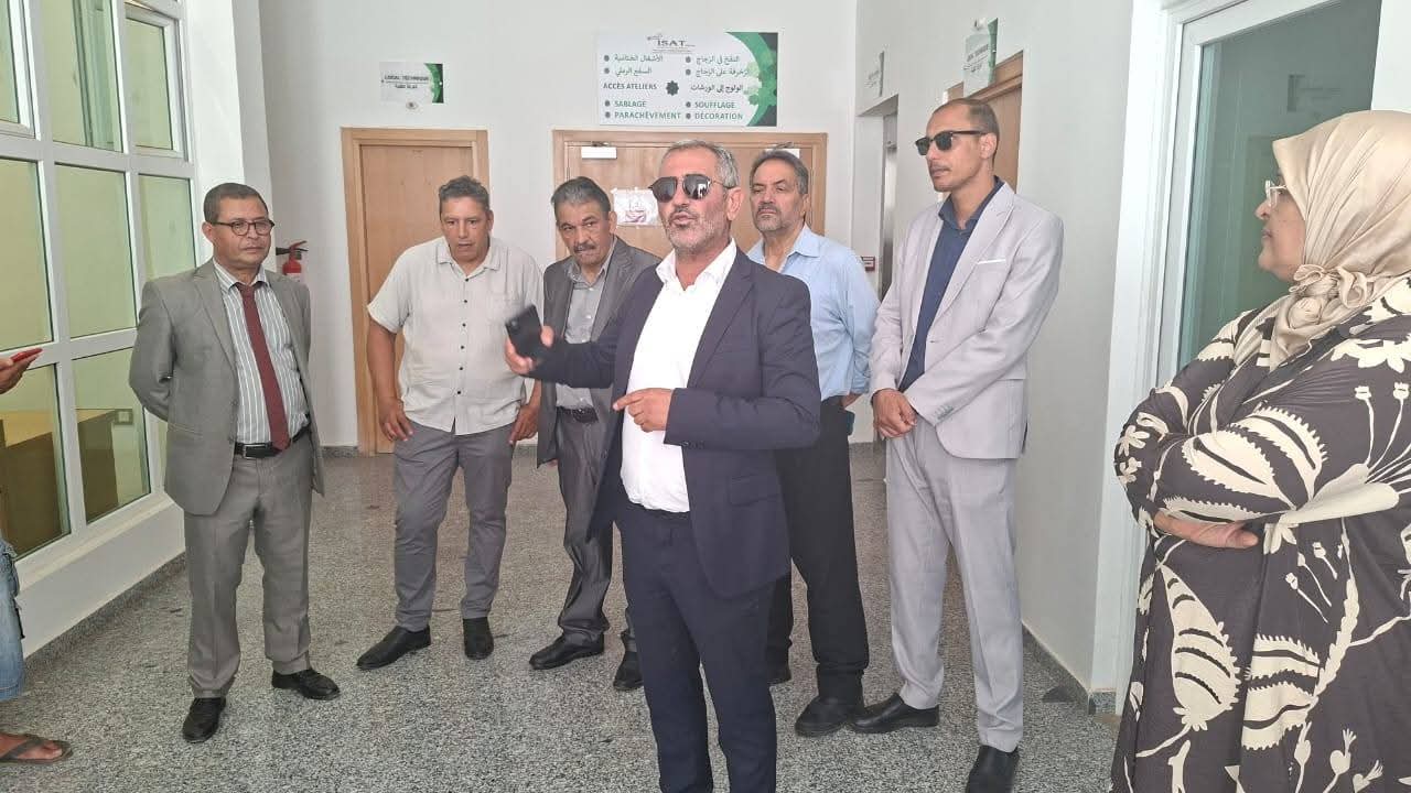 فعاليات يوم الأبواب المفتوحة المنظمة من طرف المديرية الجهوية للصناعة التقليدية و الاقتصاد الاجتماعي و التضامني بجهة فاس مكناس فعاليات يوم الأبواب المفتوحة المنظمة من طرف المديرية الجهوية للصناعة التقليدية و الاقتصاد الاجتماعي و التضامني بجهة فاس مكناس