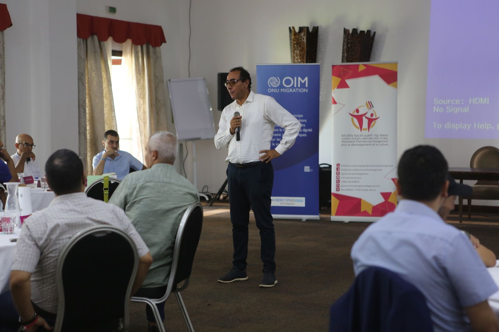 لقاء تنسيقي لتعزيز شبكة الهجرة بالجهة الشرقية لقاء تنسيقي لتعزيز شبكة الهجرة بالجهة الشرقية