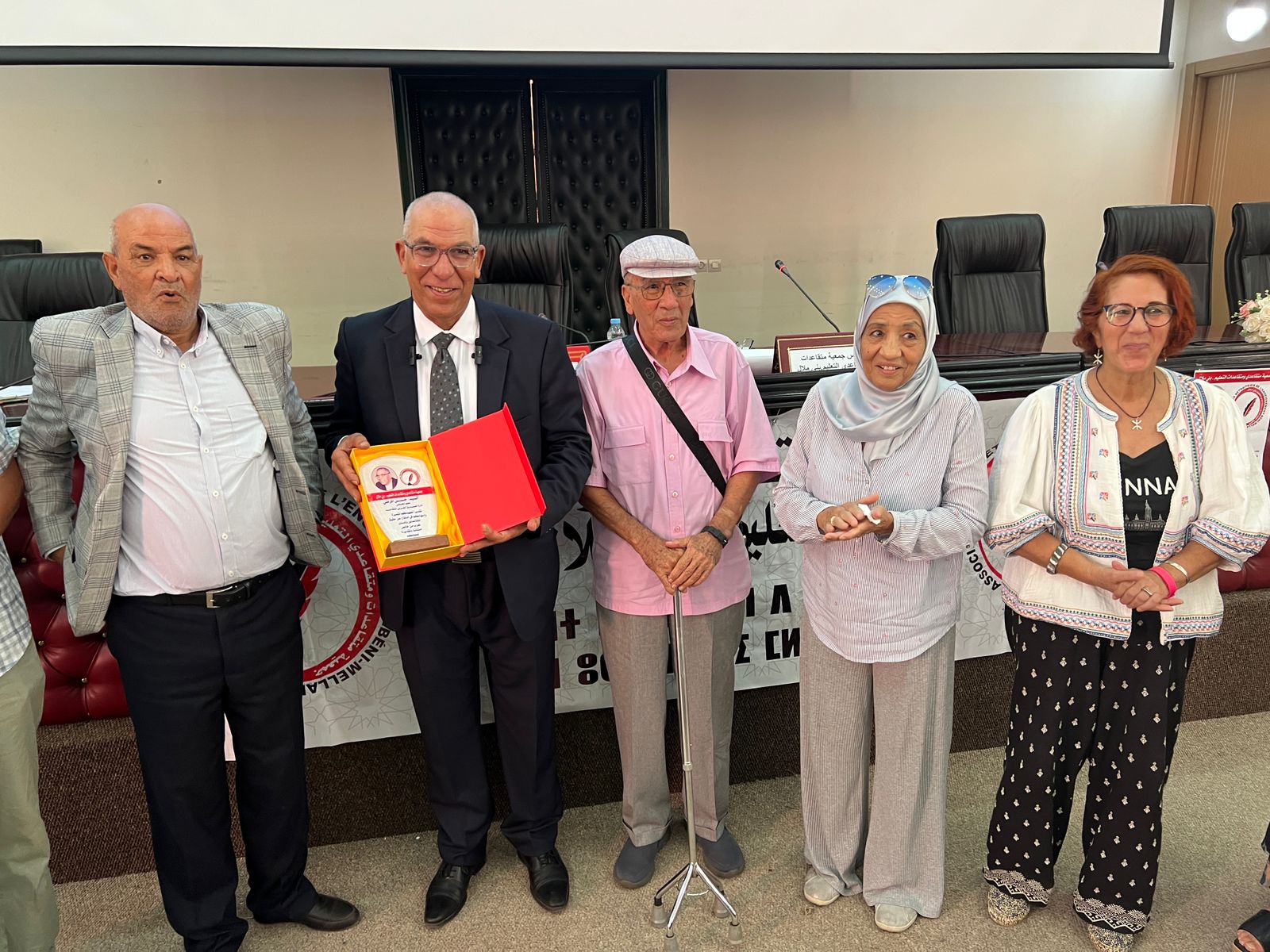 اليوم العالمي للمتقاعد والمسن اليوم العالمي للمتقاعد والمسن