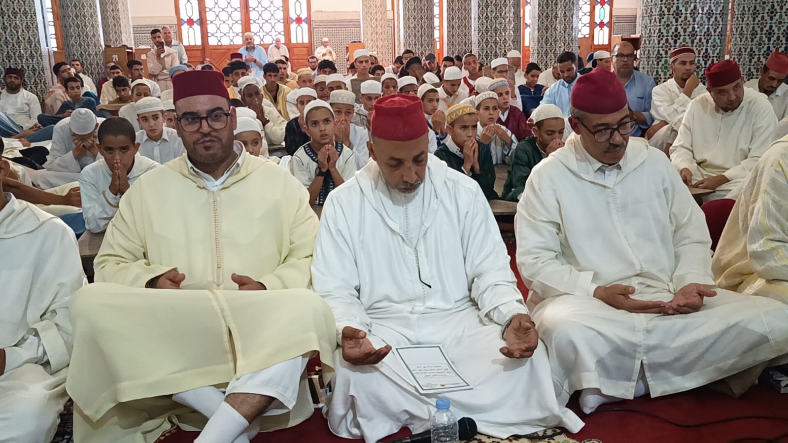 الكاتب العام لعمالة مكناس يترأس حفلا دينيا إحياء للذكرى الـ 27 لوفاة المغفور له جلالة الملك الحسن الثاني طيب الله ثراه الكاتب العام لعمالة مكناس يترأس حفلا دينيا إحياء للذكرى الـ 27 لوفاة المغفور له جلالة الملك الحسن الثاني طيب الله ثراه