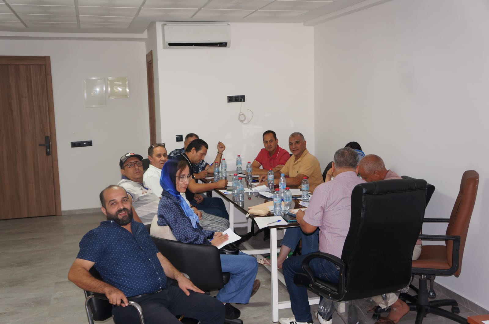 فرع الفيدرالية المغربية لناشري الصحف بجهة فاس مكناس يعقد اول اجتماع له بعد انتخاب مكتبه الجديد فرع الفيدرالية المغربية لناشري الصحف بجهة فاس مكناس يعقد اول اجتماع له بعد انتخاب مكتبه الجديد