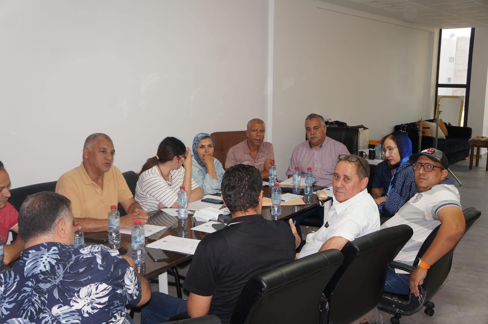 فرع الفيدرالية المغربية لناشري الصحف بجهة فاس مكناس يعقد اول اجتماع له بعد انتخاب مكتبه الجديد فرع الفيدرالية المغربية لناشري الصحف بجهة فاس مكناس يعقد اول اجتماع له بعد انتخاب مكتبه الجديد