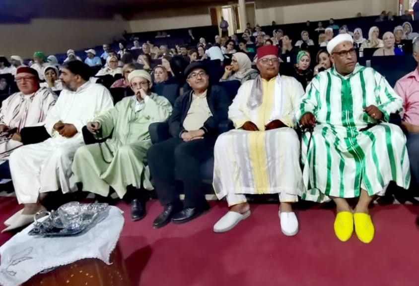 مكناس تحيي ذكرى 15 قرنا على ميلاد خير الأنام بحفل للسماع والمديح مكناس تحيي ذكرى 15 قرنا على ميلاد خير الأنام بحفل للسماع والمديح