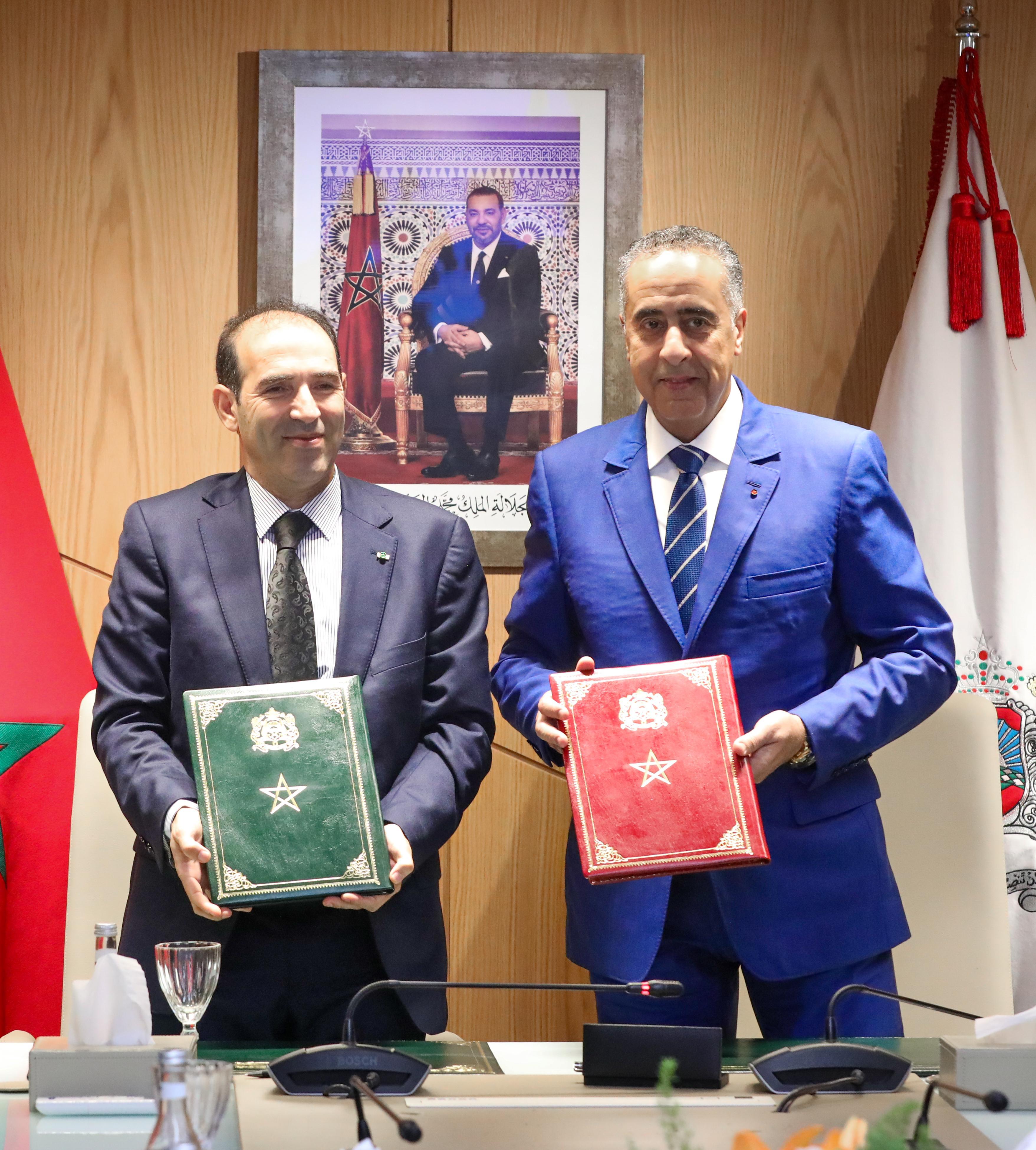 توقيع اتفاقية شراكة بين الهيئة الوطنية للنزاهة والوقاية من الرشوة ومحاربتها وقطب المديرية العامة للأمن الوطني والمديرية العامة لمراقبة التراب الوطني