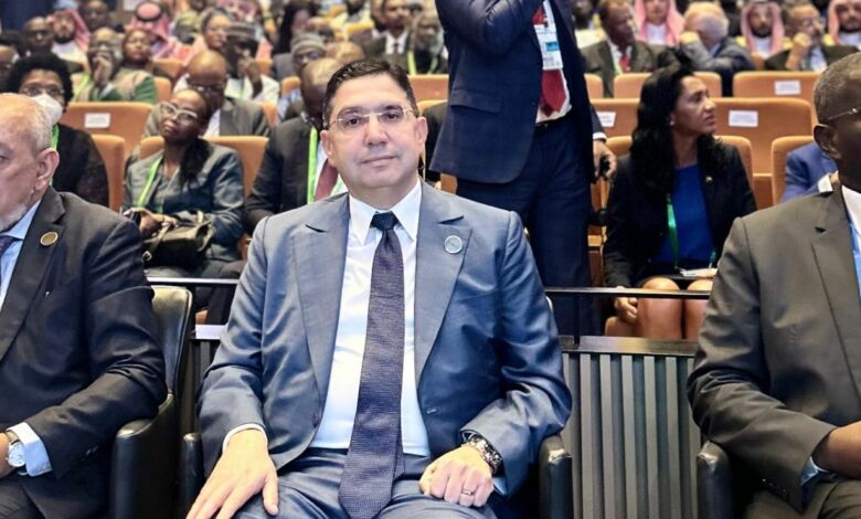 بتعليمات سامية من جلالة الملك، السيد ناصر بوريطة يشارك بدكار في أشغال منتدى “إنفست إن سينغال”