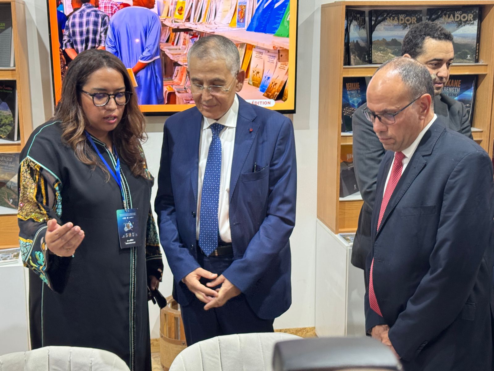 وجدة تحتضن الدورة الخامسة للمعرض المغاربي للكتاب “آداب مغاربية” تحت شعار “أن نقيم في العالم ونكتبه” وجدة تحتضن الدورة الخامسة للمعرض المغاربي للكتاب “آداب مغاربية” تحت شعار “أن نقيم في العالم ونكتبه”