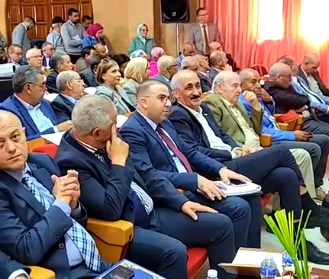 مكناس .. لقاء تشاوري حول إعداد برنامج التنمية الترابية المندمجة مكناس .. لقاء تشاوري حول إعداد برنامج التنمية الترابية المندمجة