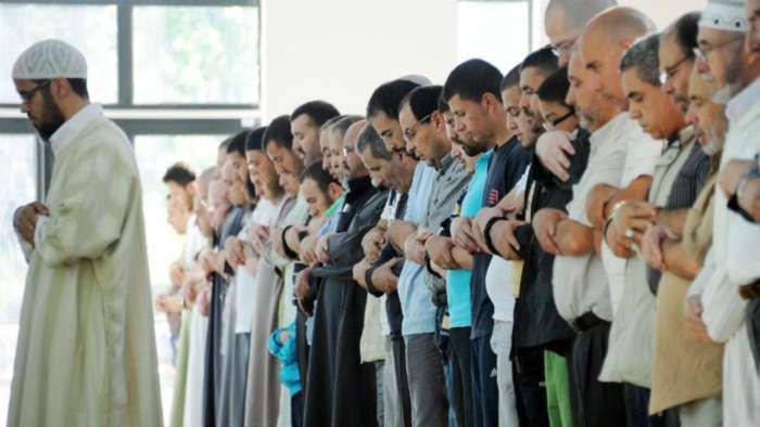 المغرب يموّل مراكز دينية في أوروبا وكندا بـ11 مليون دولار المغرب يموّل مراكز دينية في أوروبا وكندا بـ11 مليون دولار