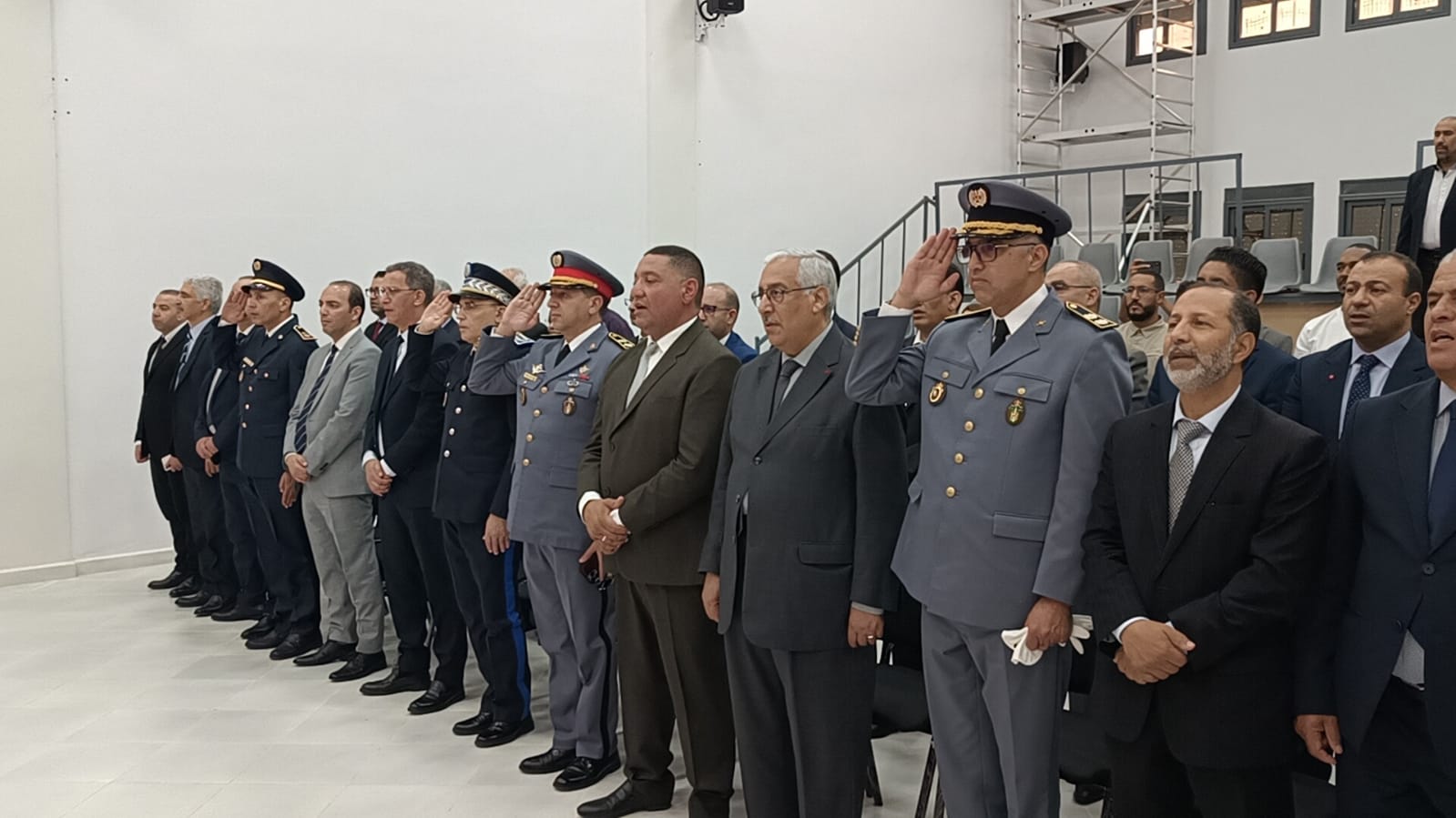 عامل عمالة مكناس يترأس مراسيم تحية العلم الوطني بمناسبة ذكرى المسيرة الخضراء ويشرف على تدشين مشاريع تنموية عامل عمالة مكناس يترأس مراسيم تحية العلم الوطني بمناسبة ذكرى المسيرة الخضراء ويشرف على تدشين مشاريع تنموية