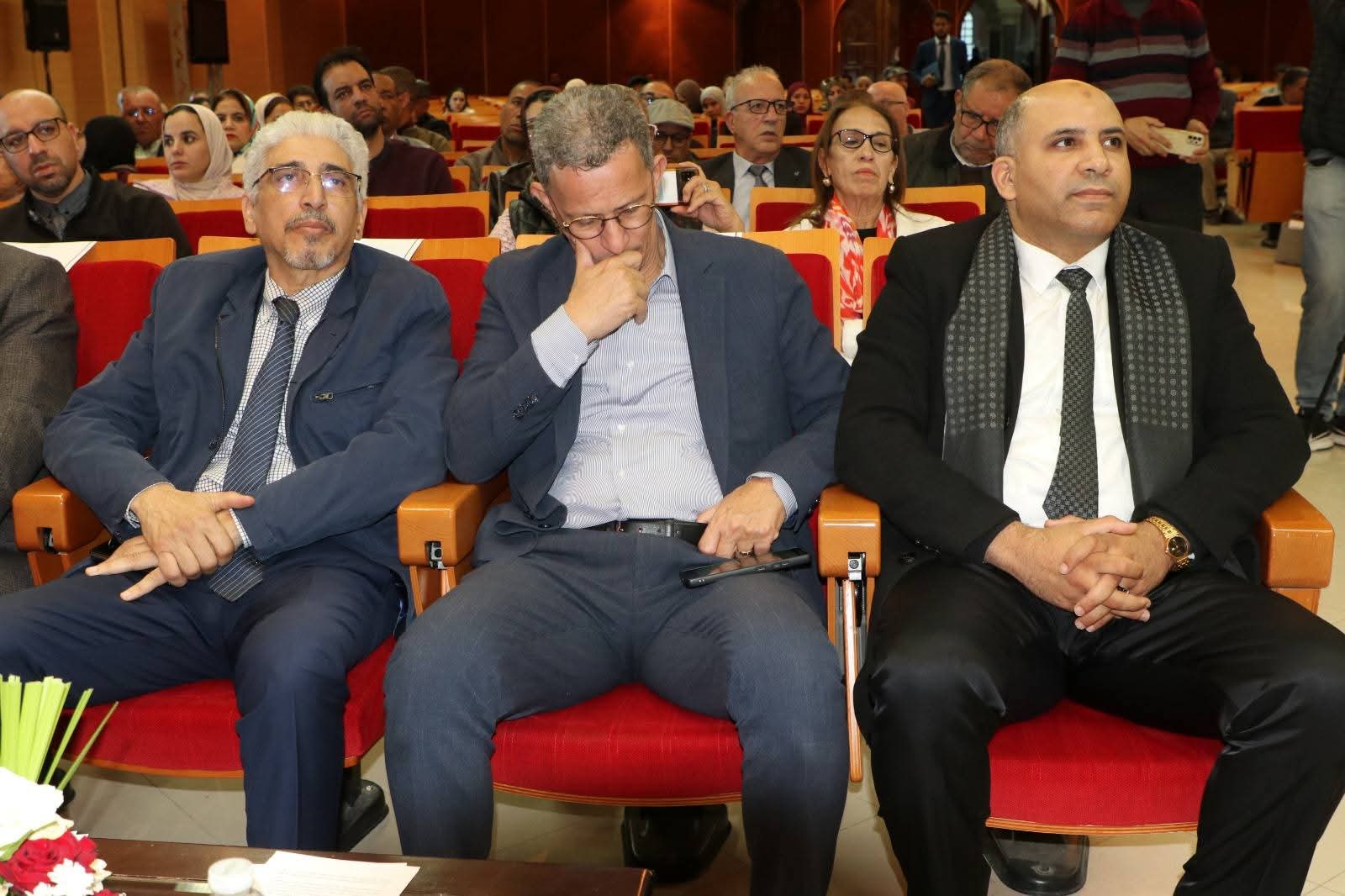 الجامعة الشعبية المغربية تطلق سنتها العاشرة بندوة فكرية بمشاركة وسيط المملكة حول موضوع الوساطة حماية للحقوق وتعزيز للحكامة. الجامعة الشعبية المغربية تطلق سنتها العاشرة بندوة فكرية بمشاركة وسيط المملكة حول موضوع الوساطة حماية للحقوق وتعزيز للحكامة.