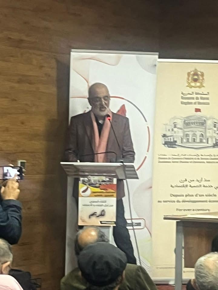 تكريم من نوع آخر في حفل تكريم من نوع آخر في حفل