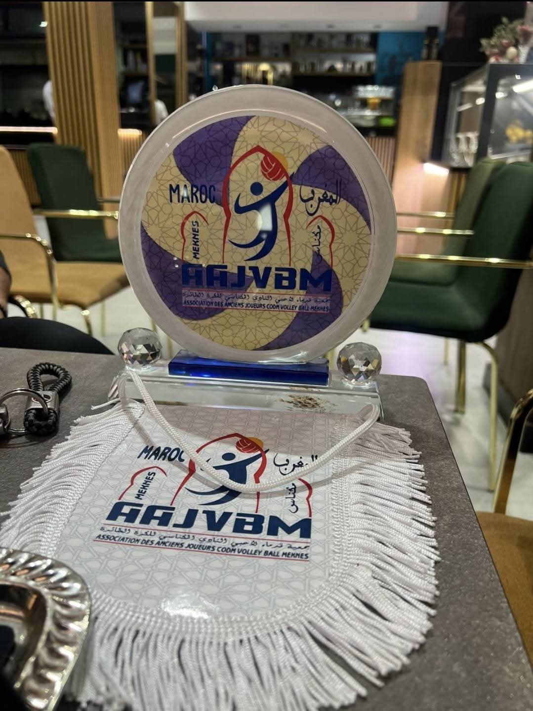 جمعية قدماء لاعبي الكرة الطائرة بمكناس ترفع راية الدبلوماسية الرياضية في خيرونا جمعية قدماء لاعبي الكرة الطائرة بمكناس ترفع راية الدبلوماسية الرياضية في خيرونا