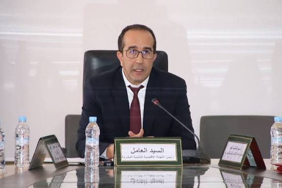 مطالب بإعادة فتح مشاريع كلفت ميزانيات ضخمة وتعطّلت لسنوات بالحسيمة مطالب بإعادة فتح مشاريع كلفت ميزانيات ضخمة وتعطّلت لسنوات بالحسيمة