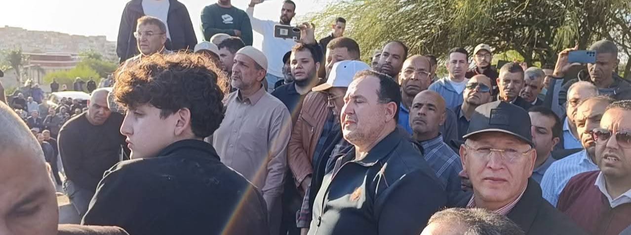 حضور وازن من شخصيات وطنية وجهوية في تشييع جثمان الفقيدة والدة ابناء بلمكي بمكناس حضور وازن من شخصيات وطنية وجهوية في تشييع جثمان الفقيدة والدة ابناء بلمكي بمكناس