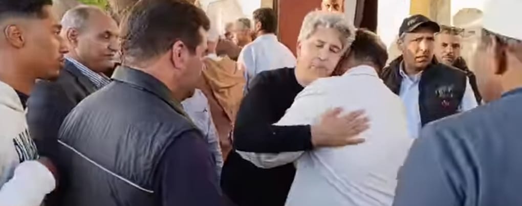 حضور وازن من شخصيات وطنية وجهوية في تشييع جثمان الفقيدة والدة ابناء بلمكي بمكناس حضور وازن من شخصيات وطنية وجهوية في تشييع جثمان الفقيدة والدة ابناء بلمكي بمكناس