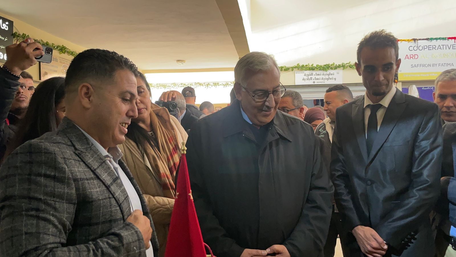 عامل عمالة مكناس يشرف على تدشين مشاريع تنموية جديدة احتفاء بالذكرى السبعين لعيد الاستقلال المجيد