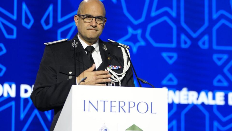 انتخاب الفرنسي لوكا فيليب رئيسا جديدا لمنظمة الأنتربول
