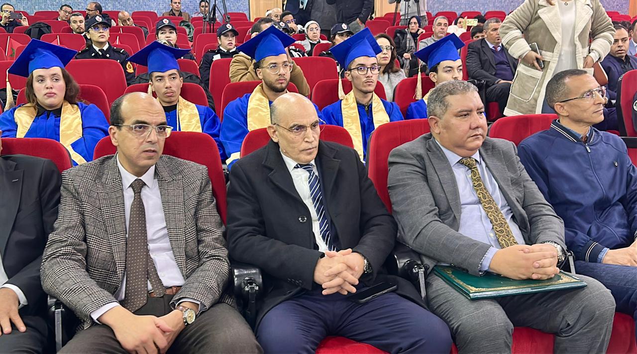 الأمن الوطني: ولاية أمن مكناس تحتفي بأبنائها في حفل التميز والإبداع. الأمن الوطني: ولاية أمن مكناس تحتفي بأبنائها في حفل التميز والإبداع.