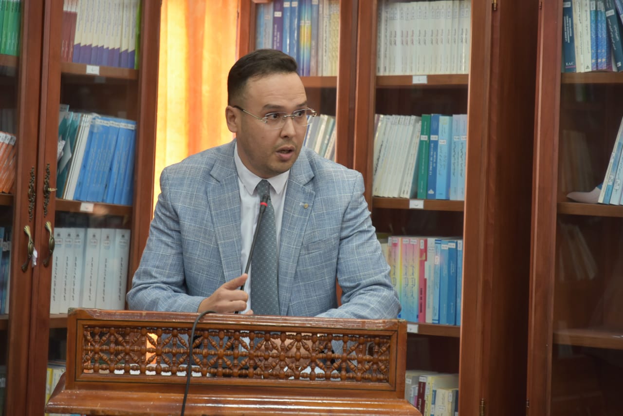 المديرية الإقليمية للعدل بالحسيمة تنظم حفلا لتوشيح موظفين بأوسمة ملكية شريفة. المديرية الإقليمية للعدل بالحسيمة تنظم حفلا لتوشيح موظفين بأوسمة ملكية شريفة.