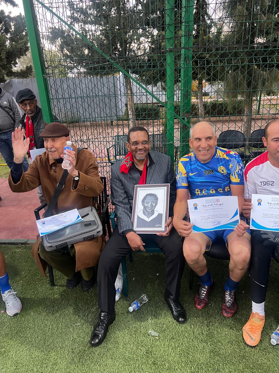 بحضور رياضيين وفاعلين صحيين… كلية الطب والصيدلة وطب الأسنان بفاس تحتفي بالروح الوطنية وترسخ ثقافة التبرع بالدم بحضور رياضيين وفاعلين صحيين… كلية الطب والصيدلة وطب الأسنان بفاس تحتفي بالروح الوطنية وترسخ ثقافة التبرع بالدم