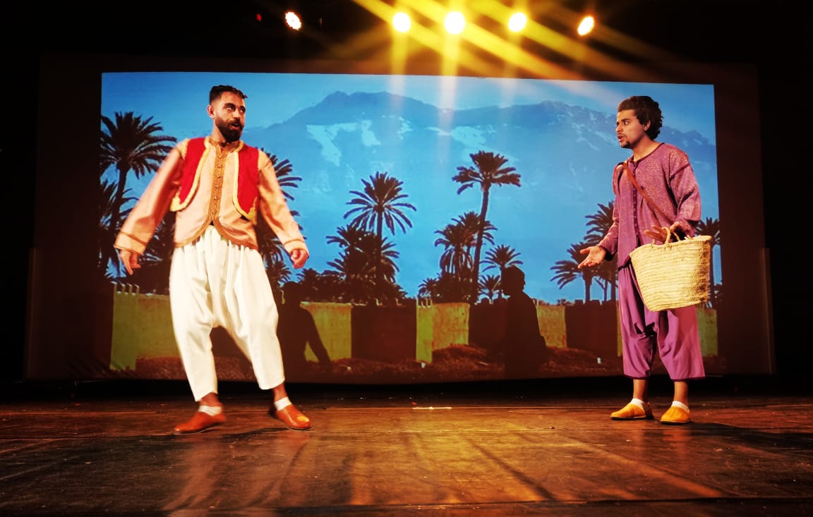 رحلة حديدان تحط رحالها بمكناس بعرض مسرحي يحتفي بالتراث المغربي بروح معاصرة.