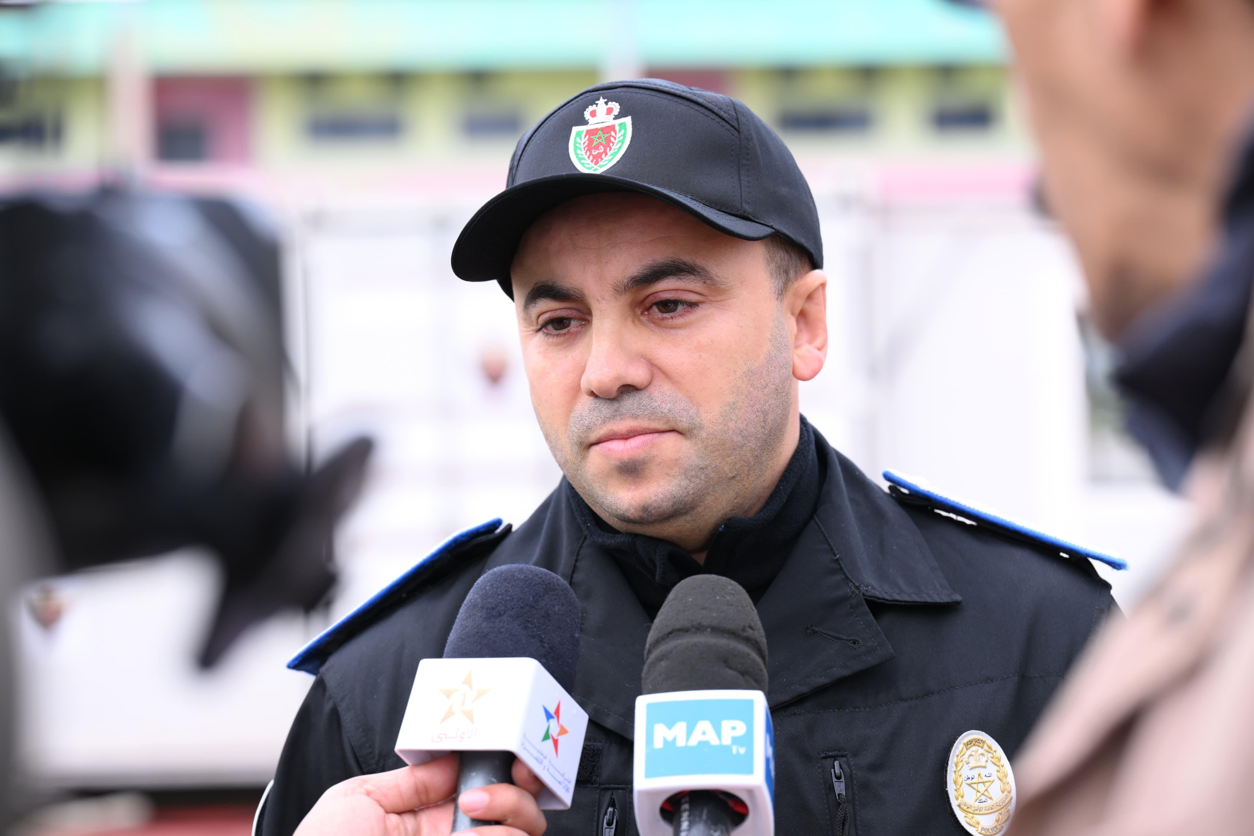 القصر الكبير .. المديرية العامة للأمن الوطني تعبئ وحدتين متنقلتين لتموين الساكنة المتضررة