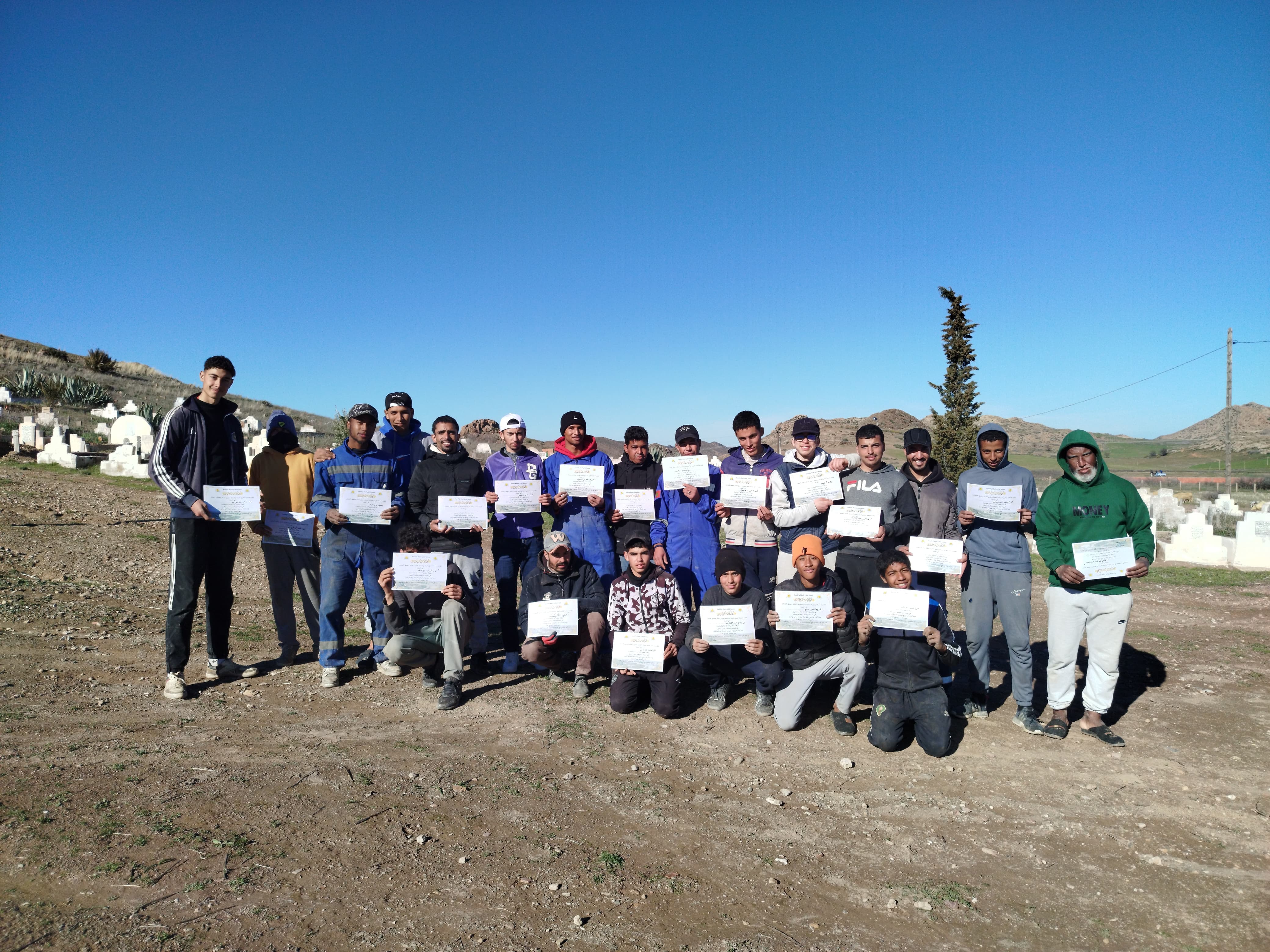 مبادرة مواطِنة تُجسّد قيم الوفاء والتكافل: صيانة مقبرة تيغزى نموذجًا للعمل التطوعي