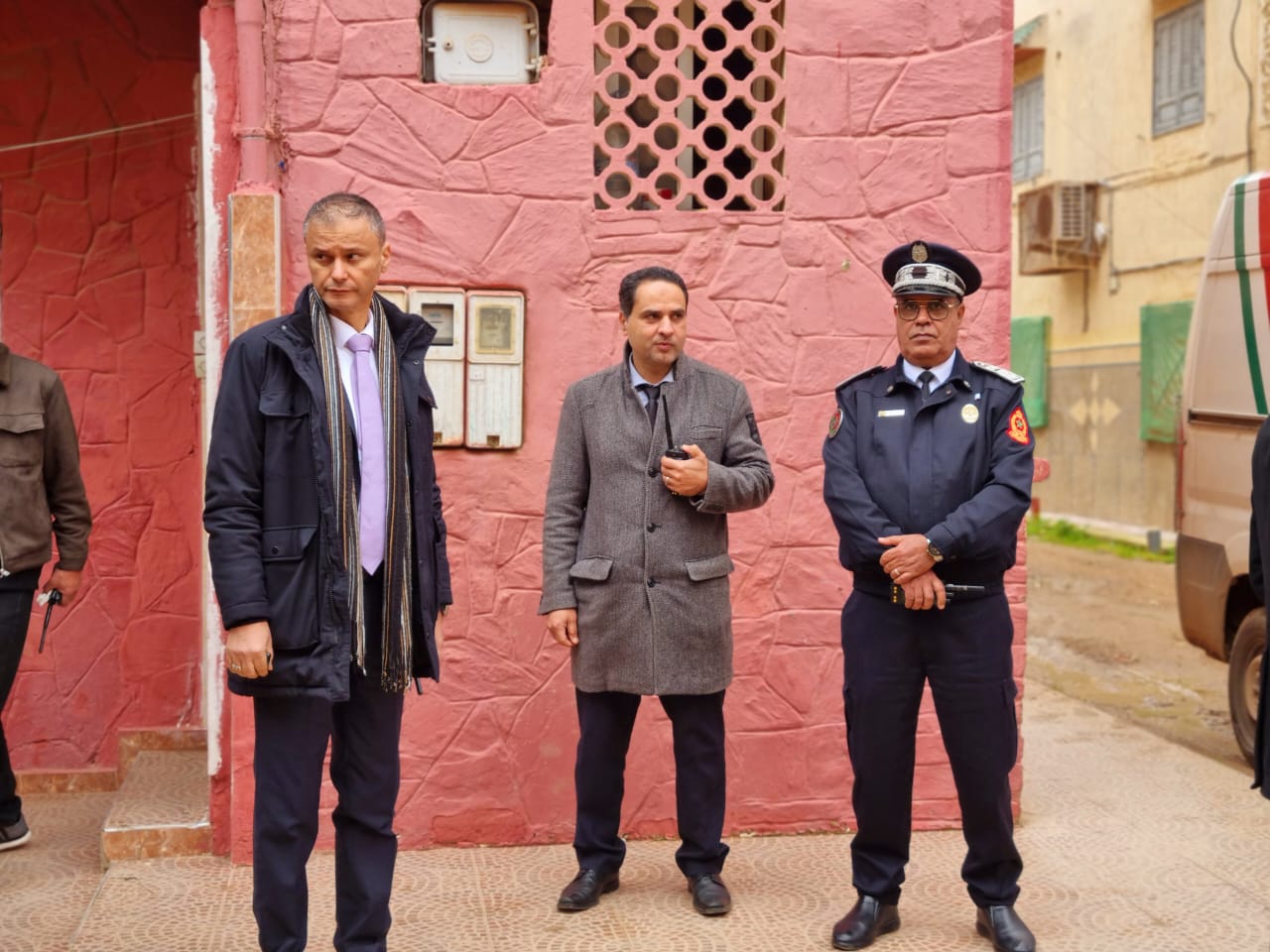 يقظة أمنية تفضي إلى تفكيك عملية سرقة استهدفت وكالة لتحويل الأموال بالخميسات يقظة أمنية تفضي إلى تفكيك عملية سرقة استهدفت وكالة لتحويل الأموال بالخميسات